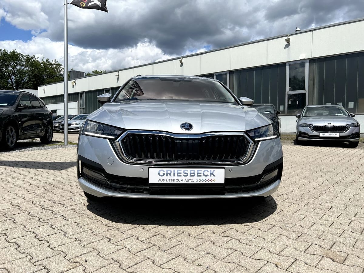 Skoda Octavia Combi 2.0 TDI Ambition LED Navi ACC foto 6