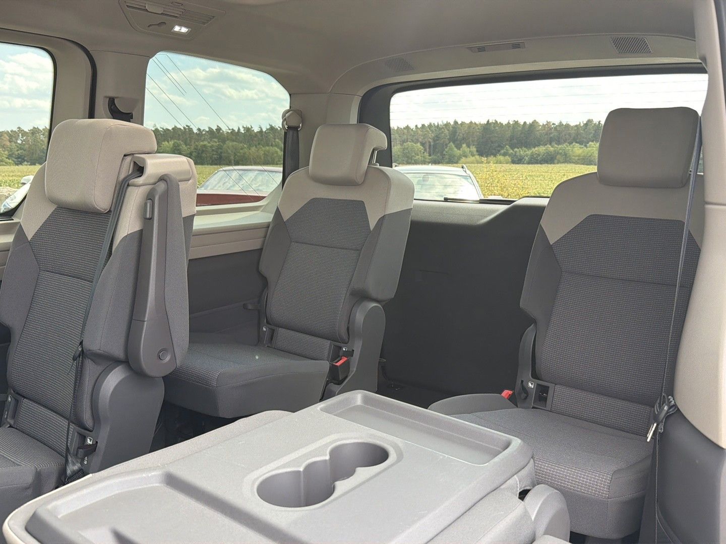 Volkswagen Multivan eHybrid 4M ACC PANO AHK DCC IQ.Light foto 11