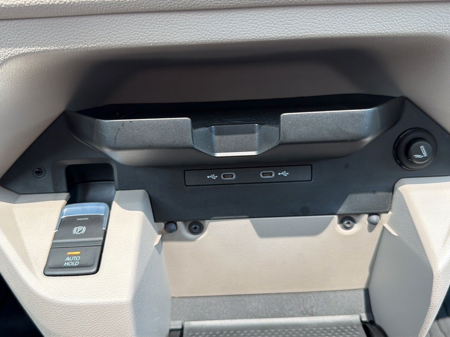 Volkswagen Multivan eHybrid 4M ACC PANO AHK DCC IQ.Light foto 23