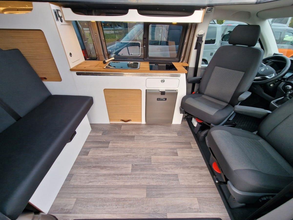 Volkswagen T6 wie CALIFORNIA WOMO AUSBAU KÜCHE BETT DUSCHE