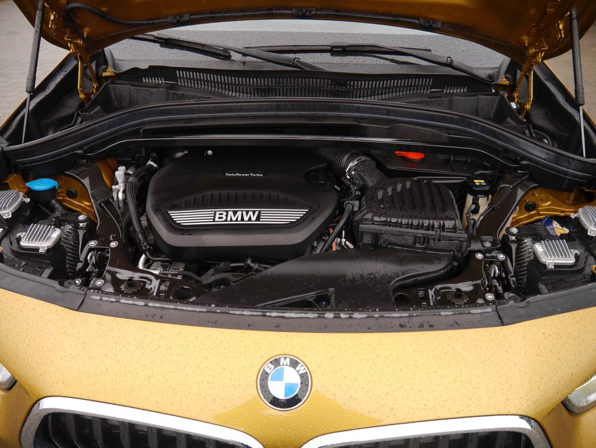 BMW X2 sDrive 18 d M-Paket  Navi/LED/SHZ/Kamera foto 14