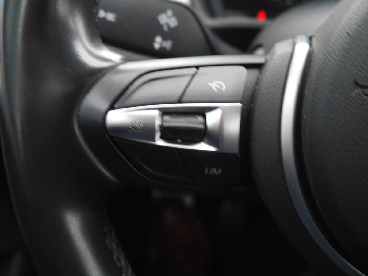 BMW X2 sDrive 18 d M-Paket  Navi/LED/SHZ/Kamera foto 19