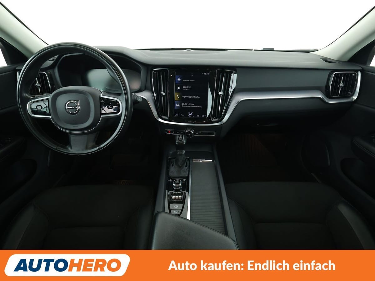 Volvo V60 2.0 D4 Momentum Pro Aut. NAVI CAM TEMPO foto 12