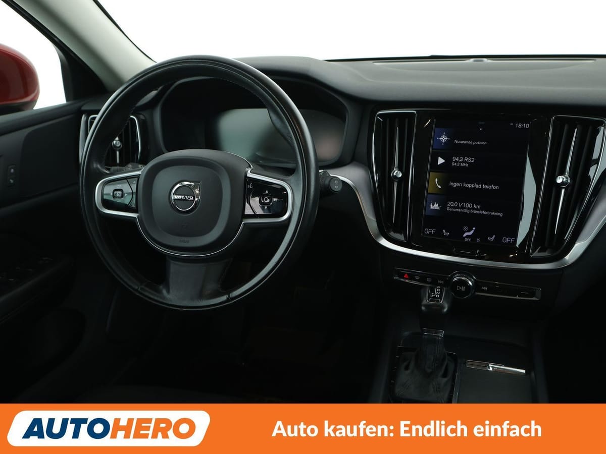 Volvo V60 2.0 D4 Momentum Pro Aut. NAVI CAM TEMPO foto 13