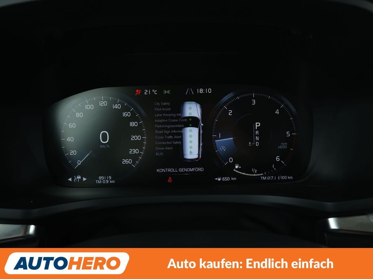 Volvo V60 2.0 D4 Momentum Pro Aut. NAVI CAM TEMPO foto 20