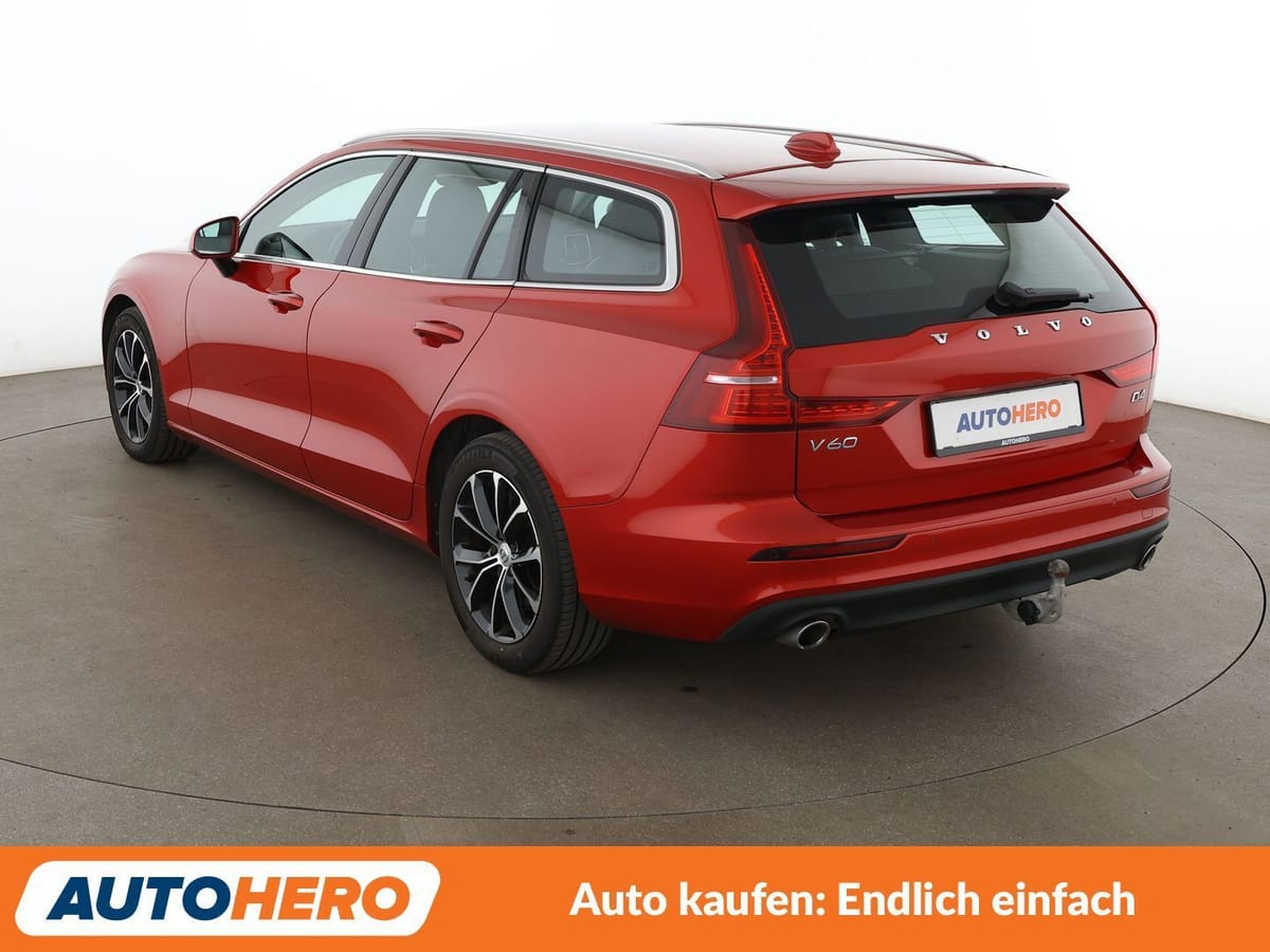 Volvo V60 2.0 D4 Momentum Pro Aut. NAVI CAM TEMPO foto 4
