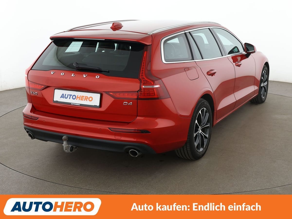 Volvo V60 2.0 D4 Momentum Pro Aut. NAVI CAM TEMPO foto 6