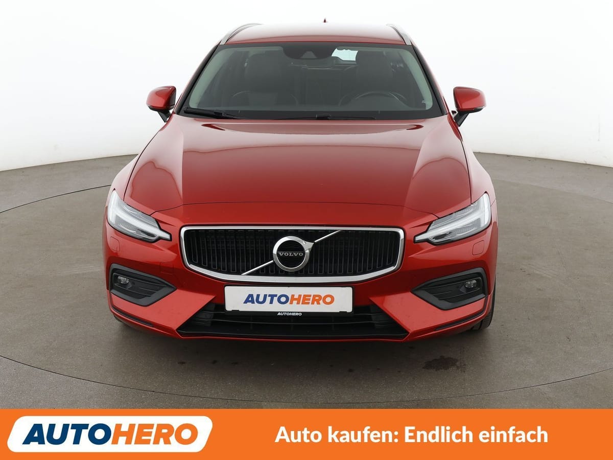 Volvo V60 2.0 D4 Momentum Pro Aut. NAVI CAM TEMPO foto 9
