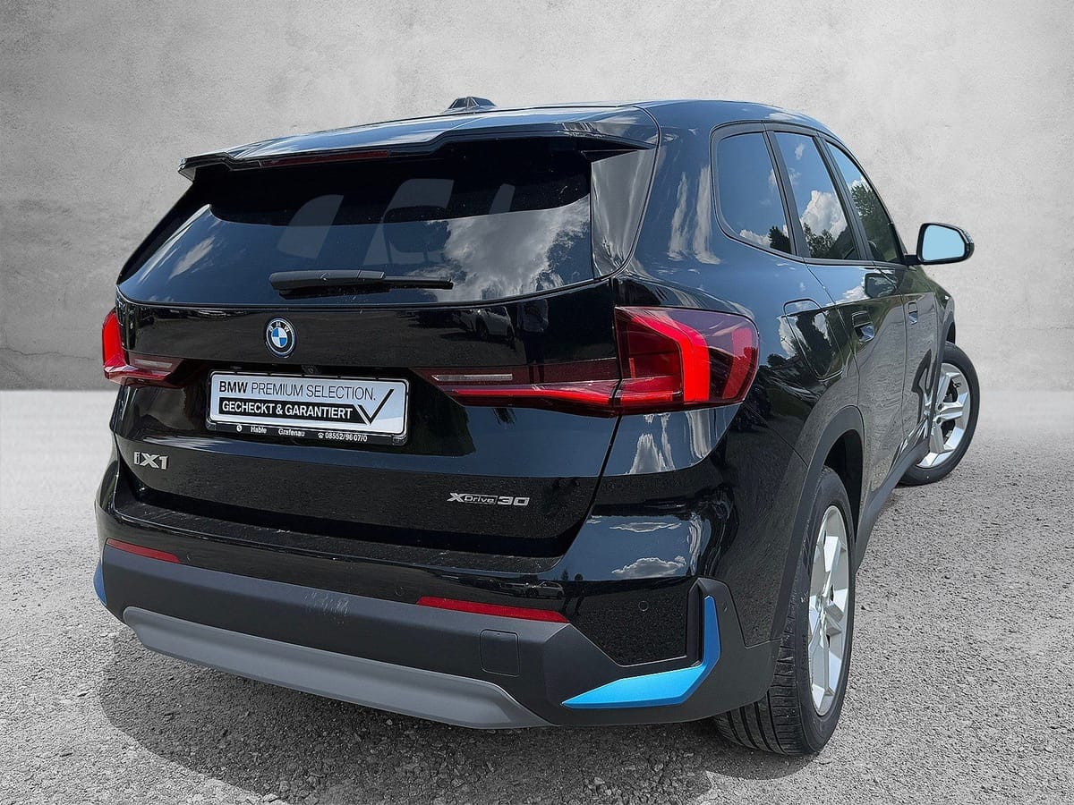 BMW iX1 xDrive30 foto 2