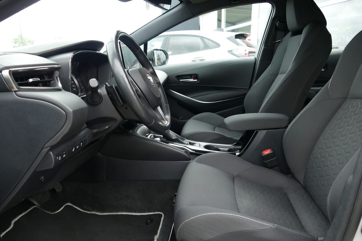 Toyota Corolla 2.0 Hybrid TS Business Aut. LED Navi PDC foto 19