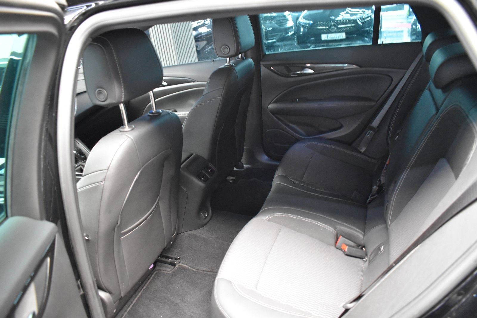 Opel Insignia B Sports Tourer Business*KAMERA*LED*NAV foto 11