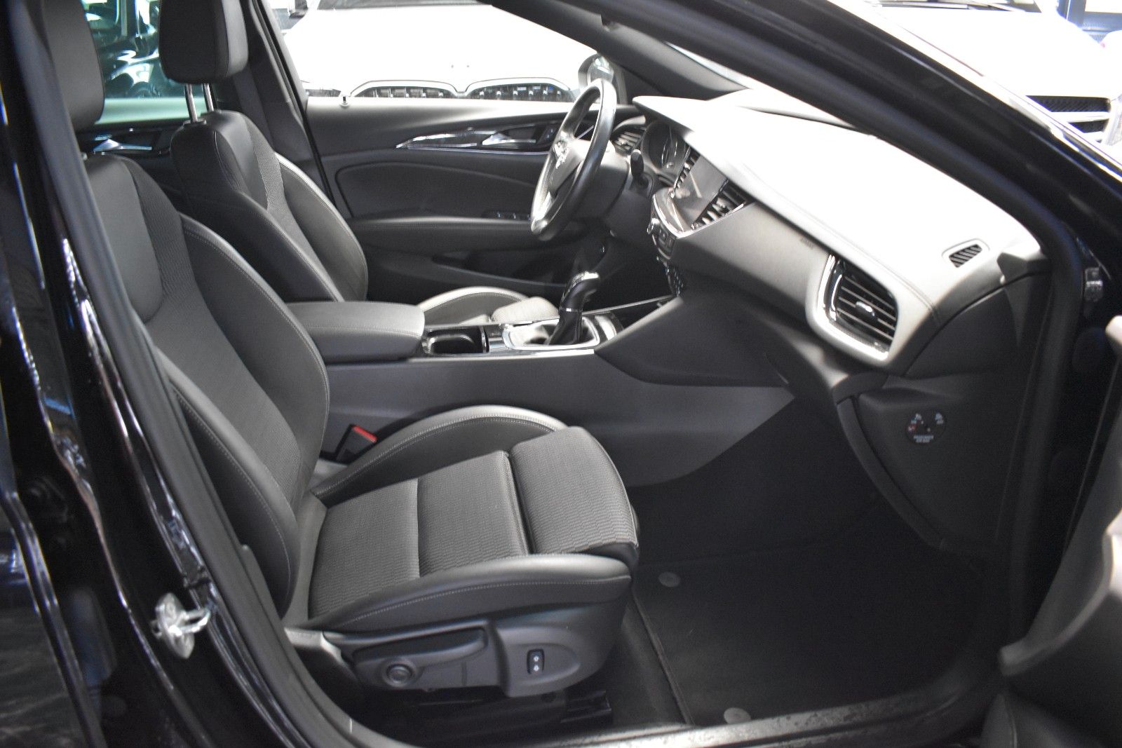 Opel Insignia B Sports Tourer Business*KAMERA*LED*NAV foto 9