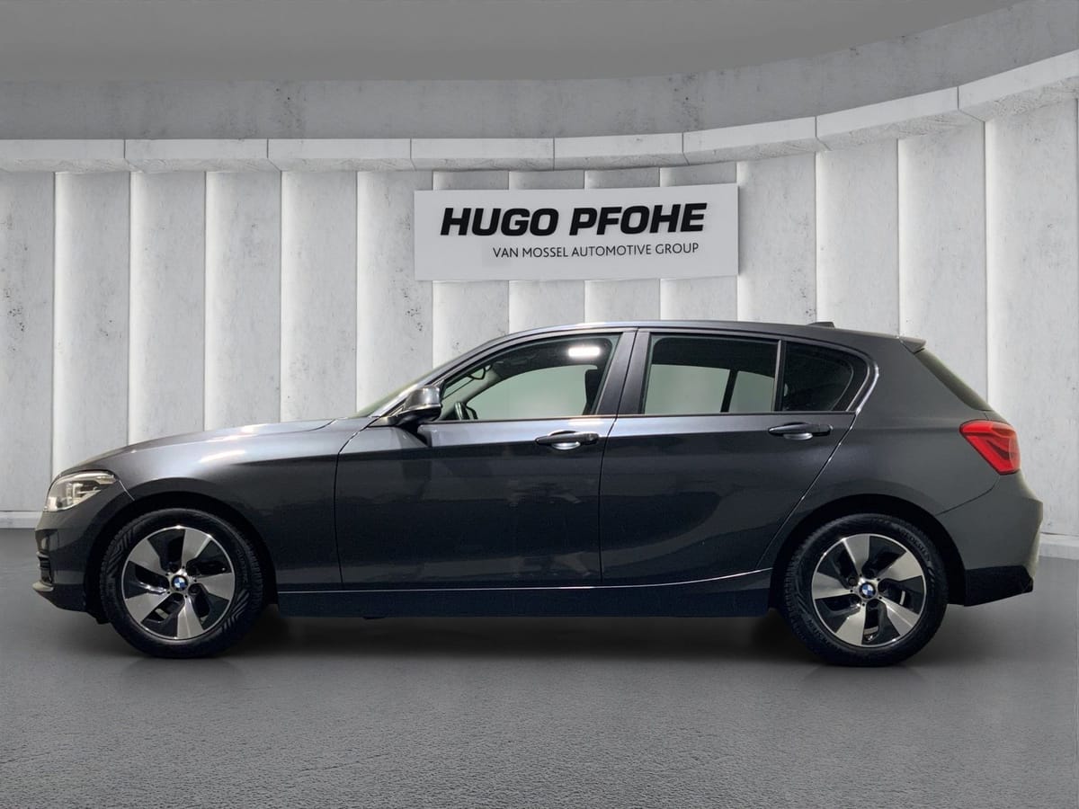 BMW 118i Sport Line | HiFi | GJR | Navi | Sportsitze foto 2