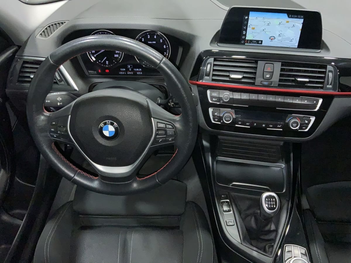 BMW 118i Sport Line | HiFi | GJR | Navi | Sportsitze foto 12