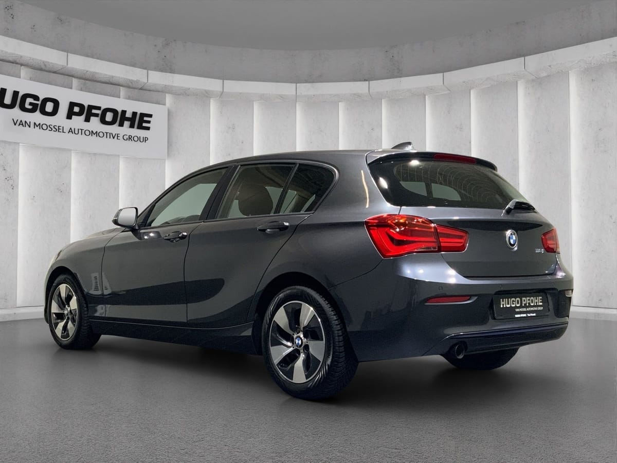 BMW 118i Sport Line | HiFi | GJR | Navi | Sportsitze foto 3