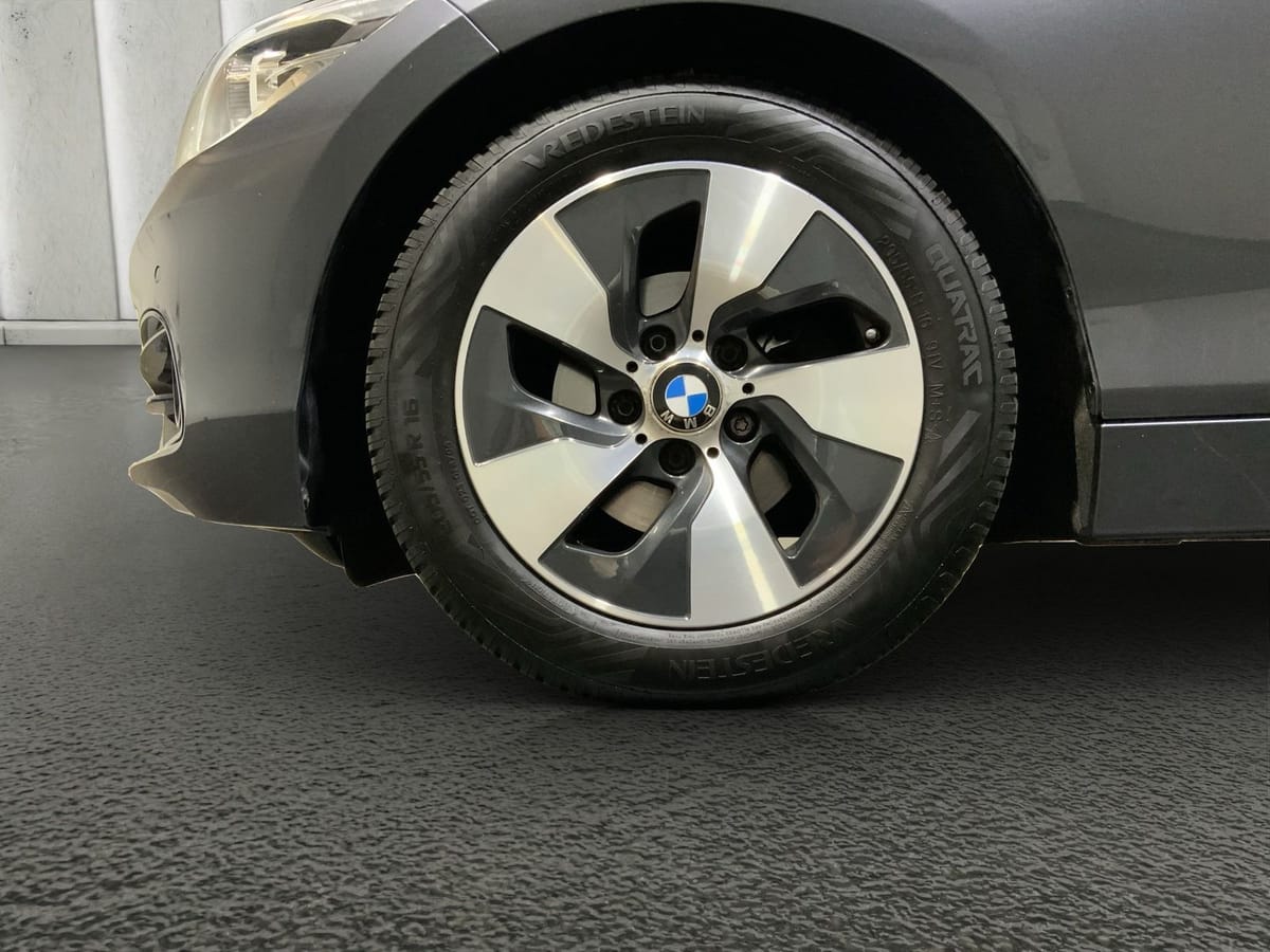 BMW 118i Sport Line | HiFi | GJR | Navi | Sportsitze foto 9