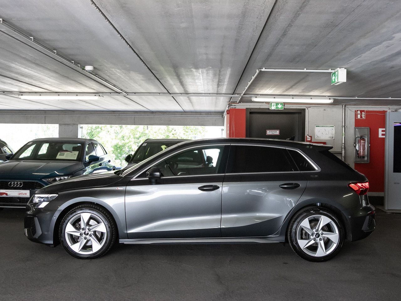 Audi A3 Sportback 40 TDI quattro S line Matrix HUD B& foto 1