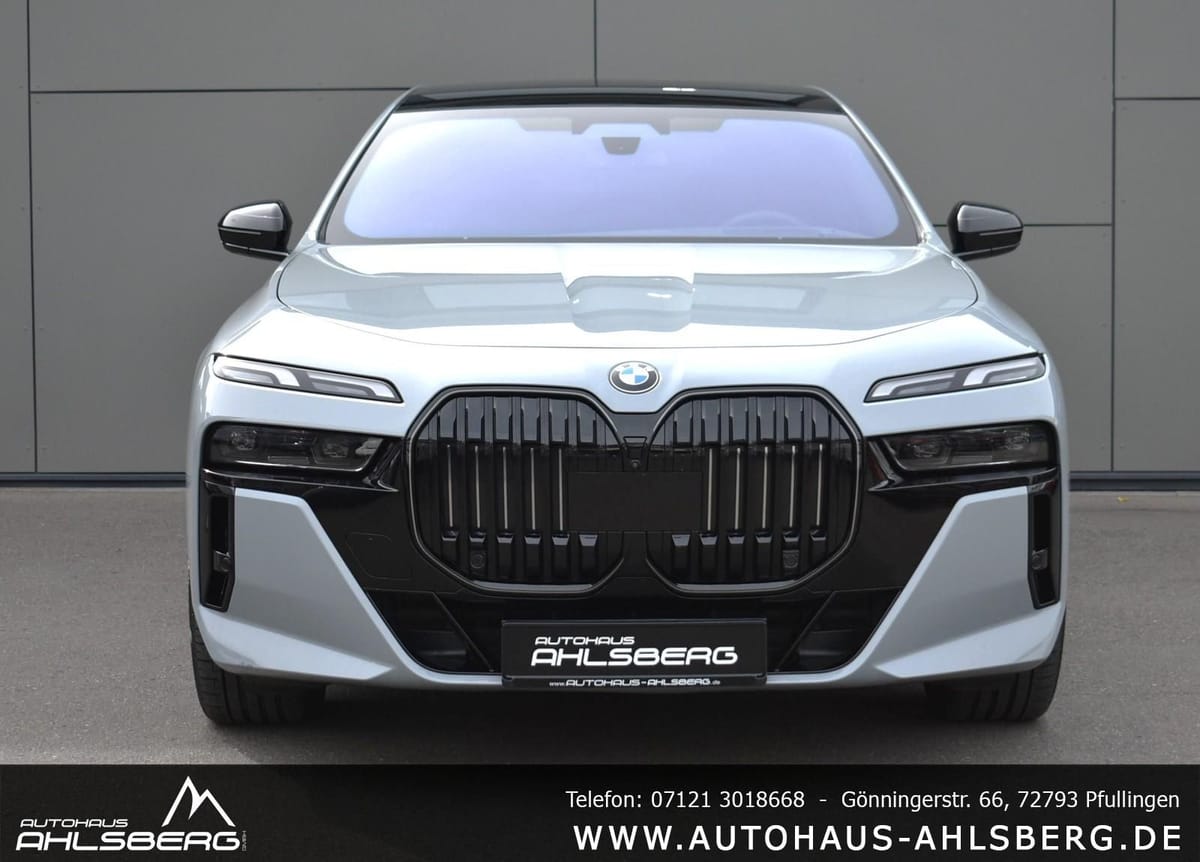 BMW 740 XD M SPORT/SHADOW/ LCI/LUFT./STHZ/B&W/PANO/A foto 2