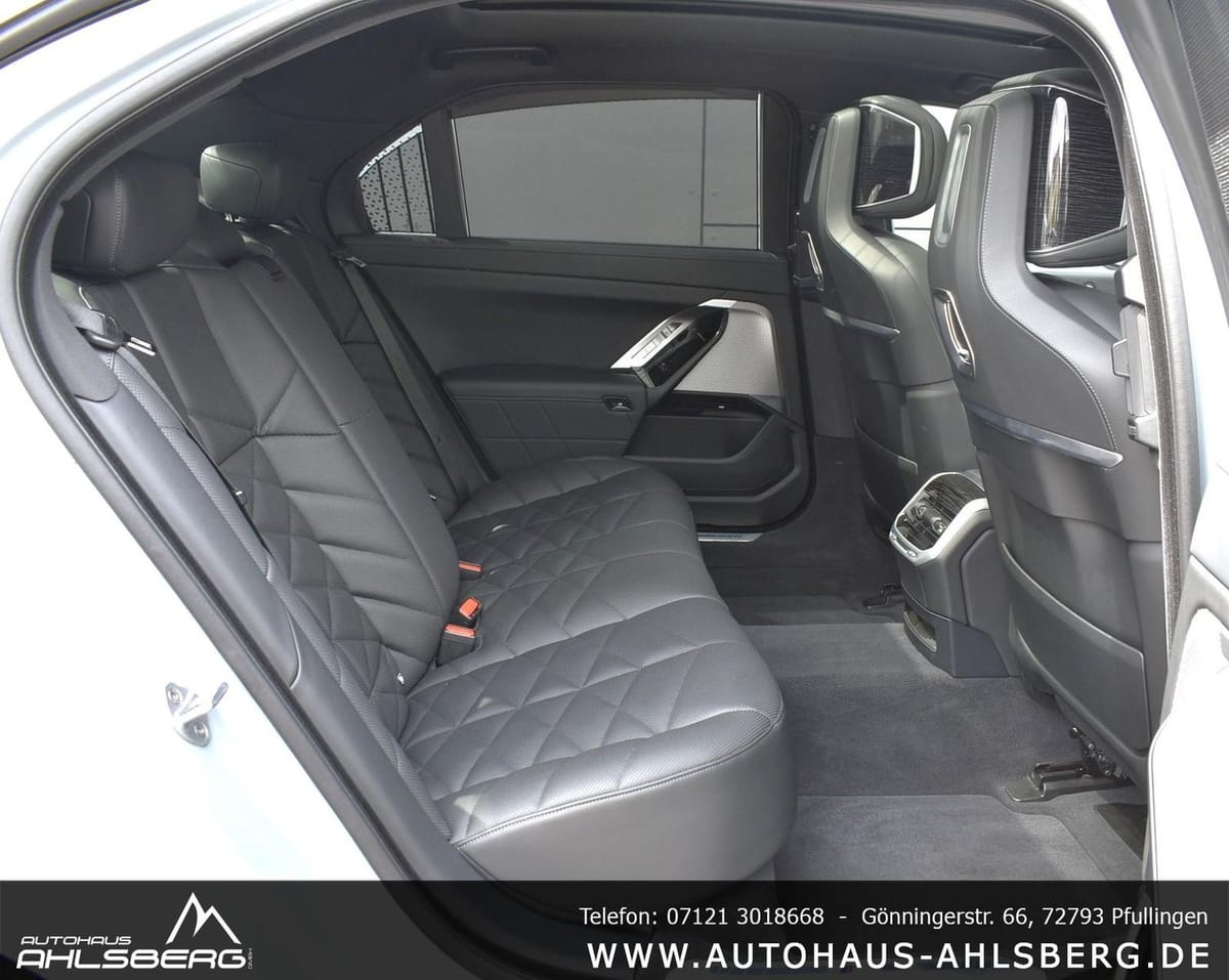 BMW 740 XD M SPORT/SHADOW/ LCI/LUFT./STHZ/B&W/PANO/A foto 21