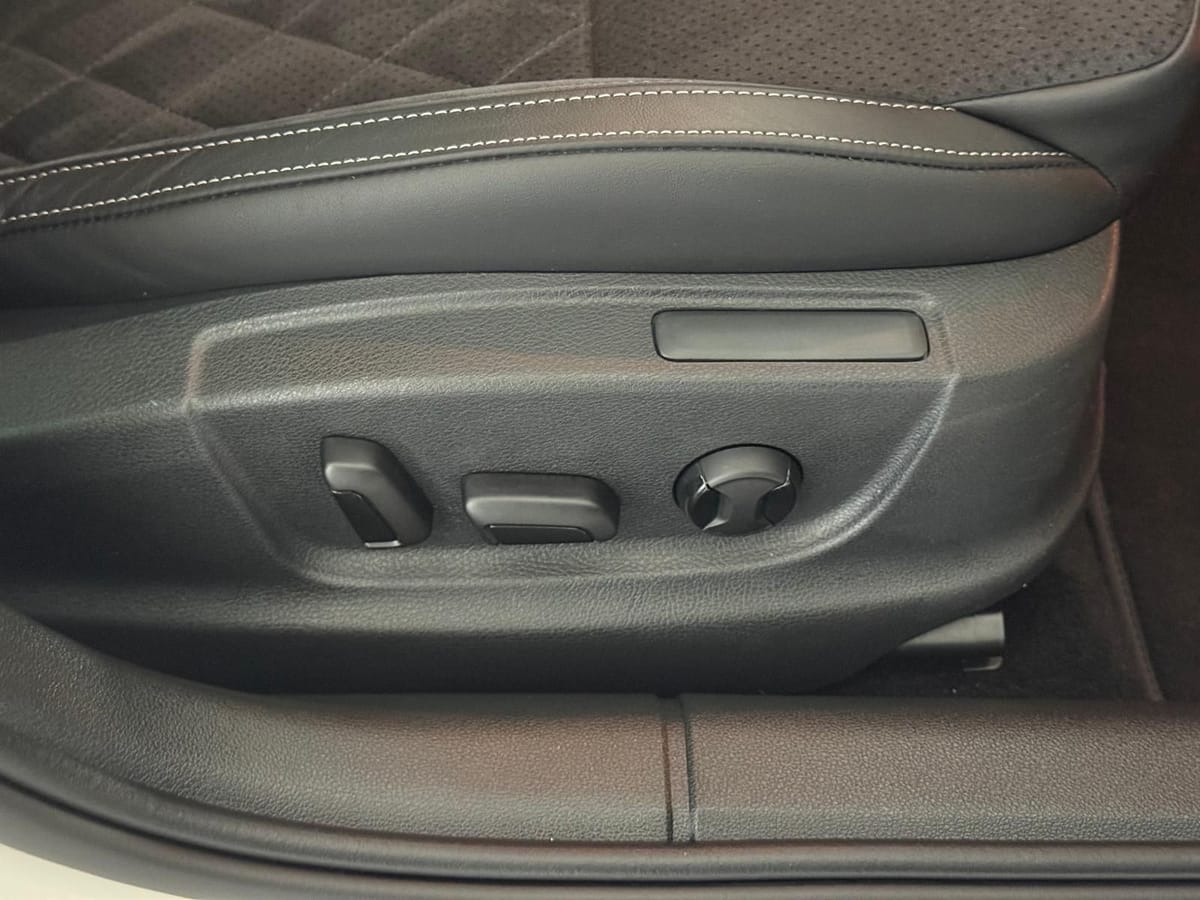 Skoda Octavia 2.0 TDI RS Limo Digital-Tacho Memory AHK foto 20
