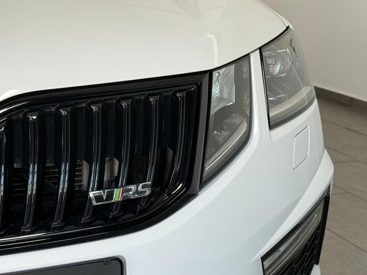 Skoda Octavia 2.0 TDI RS Limo Digital-Tacho Memory AHK foto 25