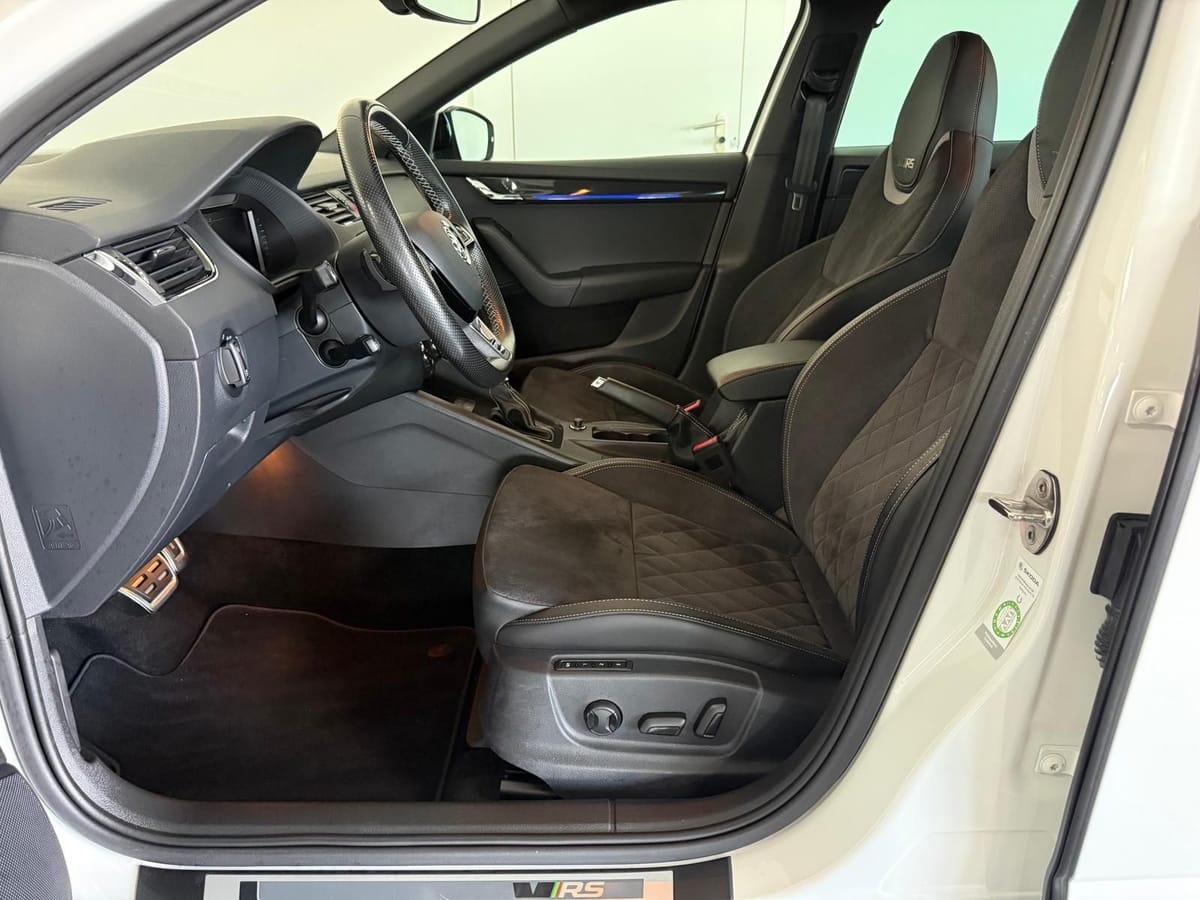 Skoda Octavia 2.0 TDI RS Limo Digital-Tacho Memory AHK foto 8