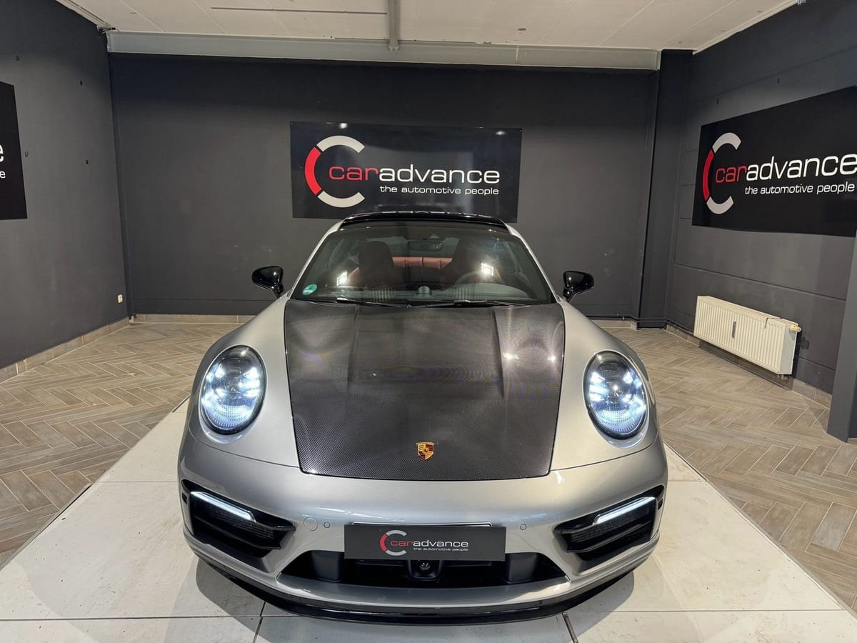 Porsche 911 Carrera GTS APPROVED 3 JAHRE VOLL LEDER