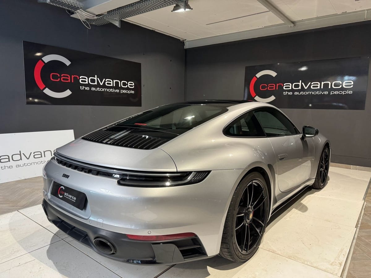 Porsche 911 Carrera GTS APPROVED 3 JAHRE VOLL LEDER foto 20