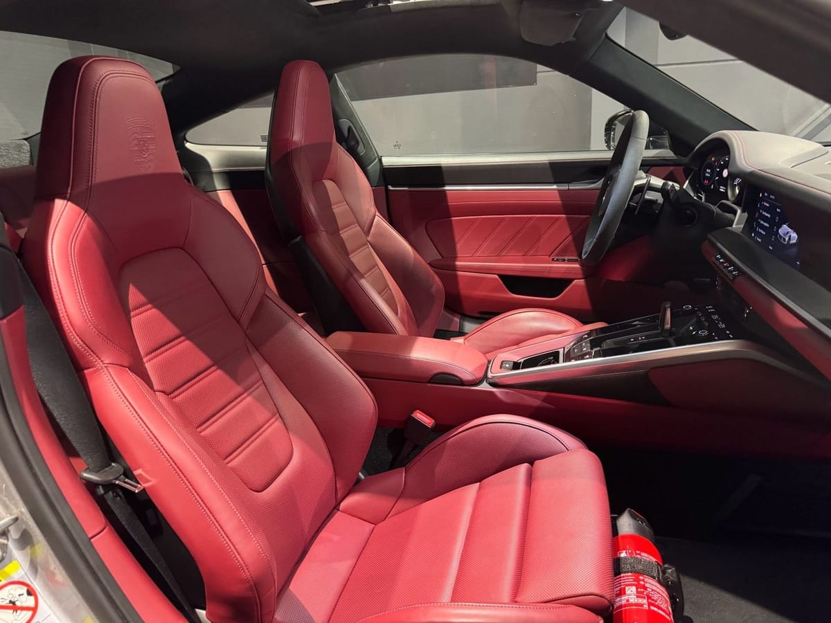 Porsche 911 Carrera GTS APPROVED 3 JAHRE VOLL LEDER foto 8