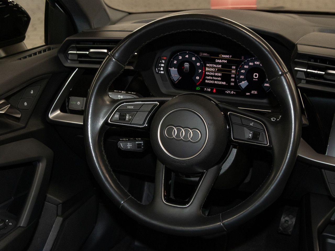 Audi A3 Sportback advanced 30 TFSI Klima LED foto 12