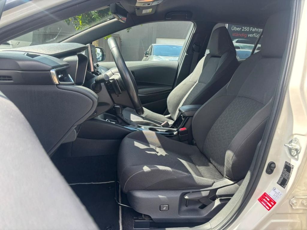 Toyota Corolla 2.0 Hybrid Club foto 9