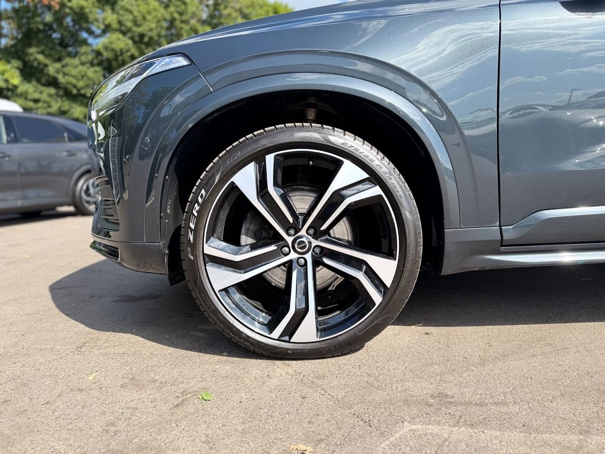 Volvo XC 90 MOMENTUM PRO AWD 7.SITZER NAVI LEDER foto 13