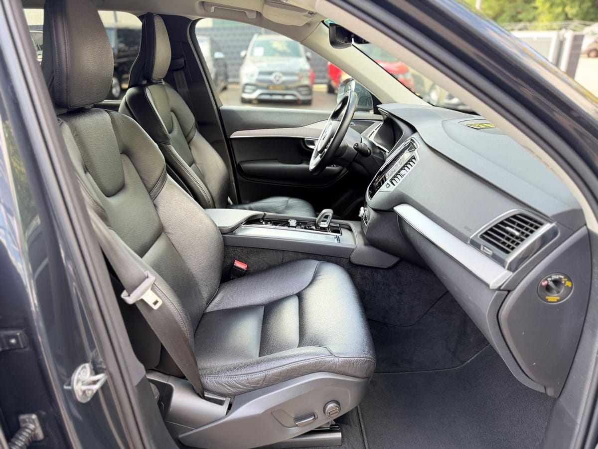 Volvo XC 90 MOMENTUM PRO AWD 7.SITZER NAVI LEDER foto 15