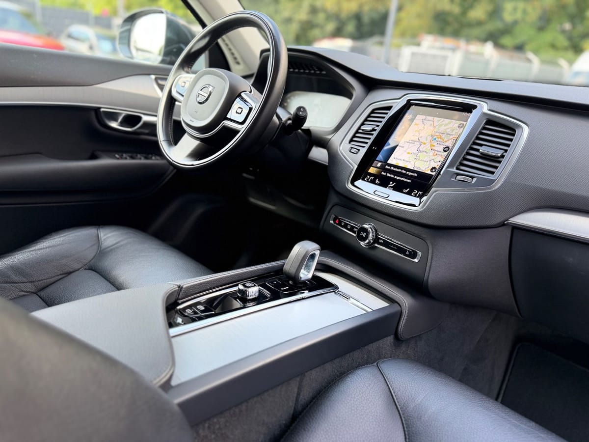 Volvo XC 90 MOMENTUM PRO AWD 7.SITZER NAVI LEDER foto 17