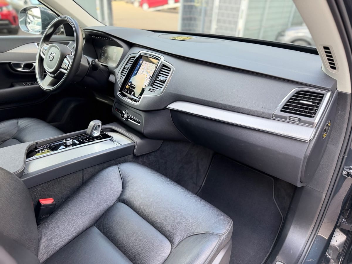 Volvo XC 90 MOMENTUM PRO AWD 7.SITZER NAVI LEDER foto 18