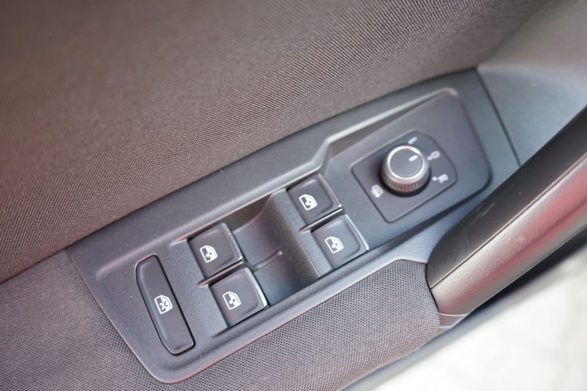 Volkswagen Tiguan 1.5 TSI Active LED Navi ACC Android Apple foto 25