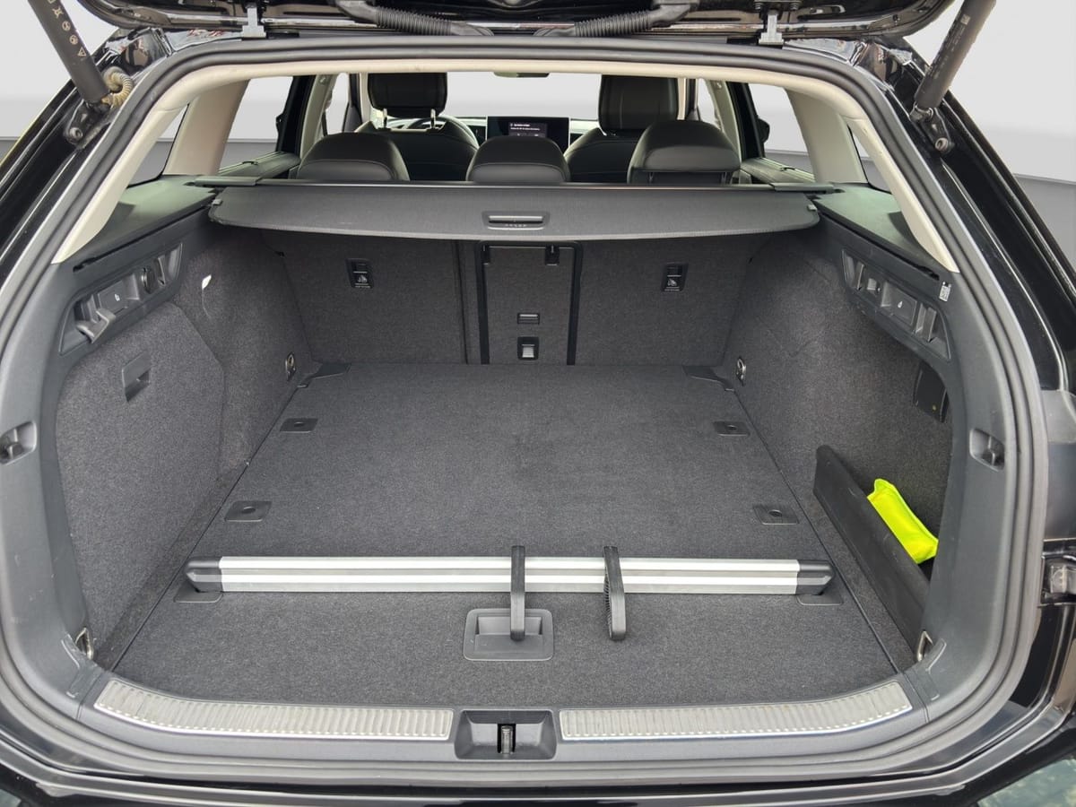 Volkswagen Passat 2.0 TDI Var. Business Sitzklima AHK Navi foto 18