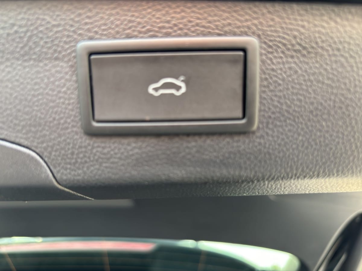 Volkswagen Passat 2.0 TDI Var. Business Sitzklima AHK Navi foto 21