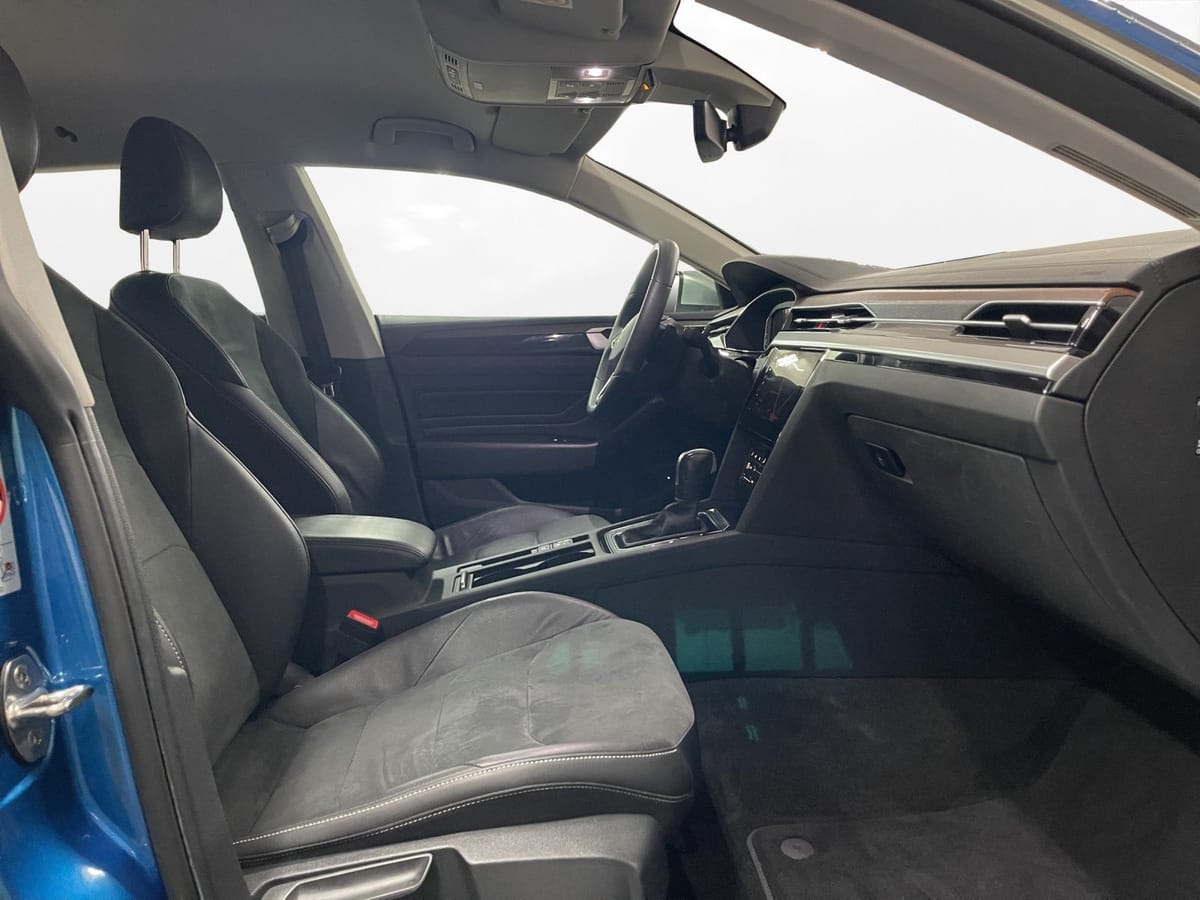 Volkswagen Arteon Shootingbrake 2.0 TDI Elegance AHK LM 18 foto 16