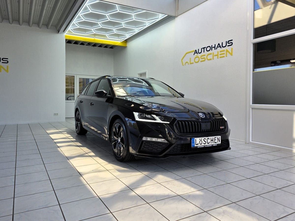 Skoda Octavia Combi RS Panorama Rückfahrkamera AHK