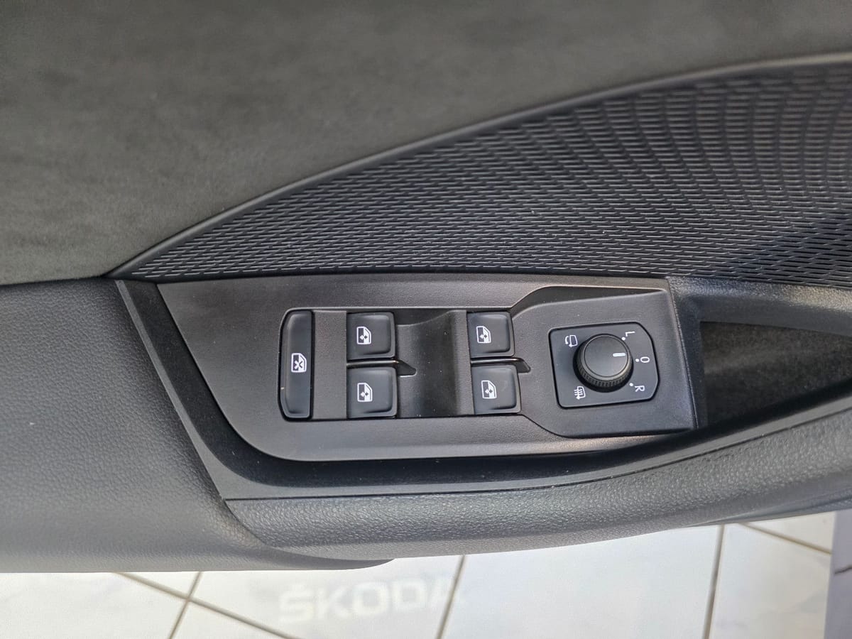 Skoda Octavia Combi RS Panorama Rückfahrkamera AHK foto 14