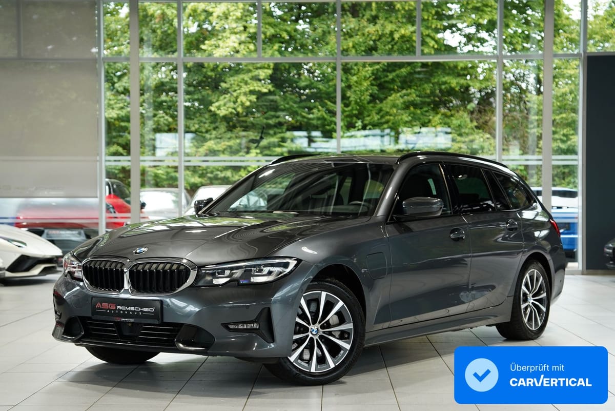 BMW 330 e Touring Sport Line 2020
