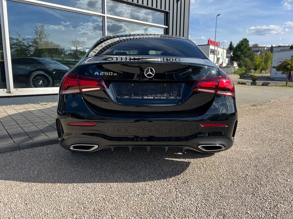 Mercedes-Benz AMG A 250 e Limousine+Night-Paket+ foto 10