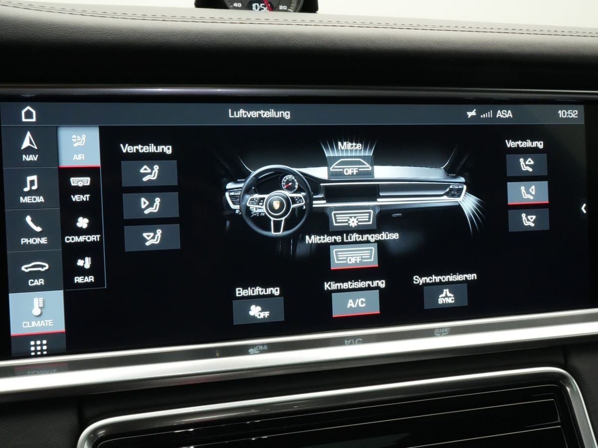 Porsche Panamera Turbo Sport Turismo PANO MATRIX KEYLESS foto 16