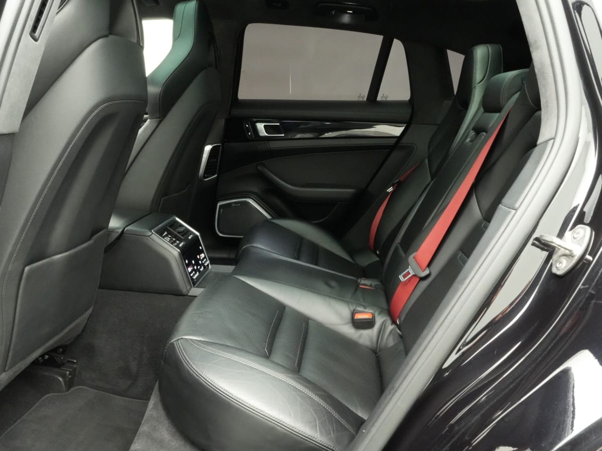 Porsche Panamera Turbo Sport Turismo PANO MATRIX KEYLESS foto 20