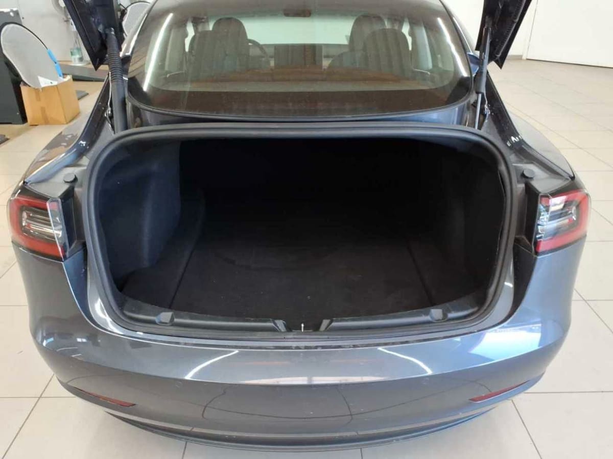 Tesla Model 3 LR Dual Motor Performance foto 15