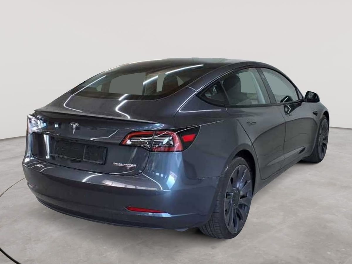 Tesla Model 3 LR Dual Motor Performance foto 4