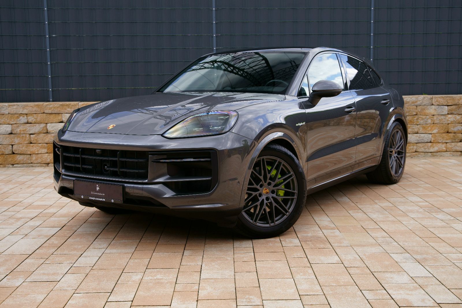 Porsche Cayenne Coupe E-Hybrid SportDesign SportAGA INNO foto 2