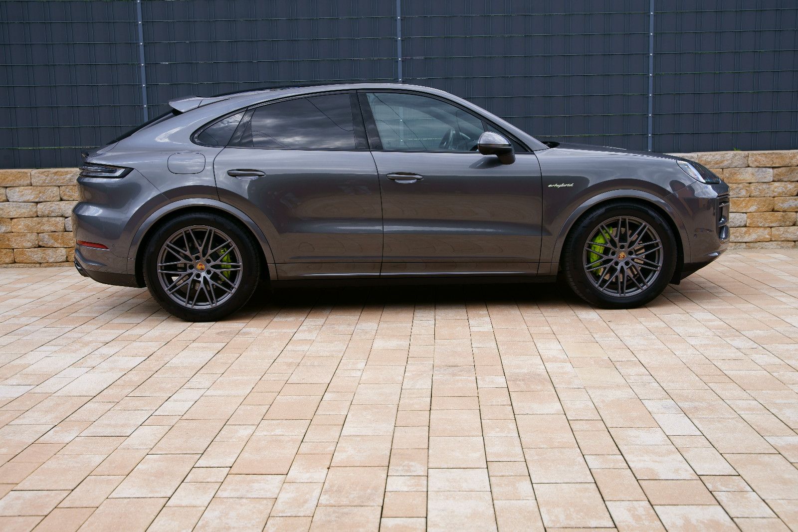 Porsche Cayenne Coupe E-Hybrid SportDesign SportAGA INNO foto 5
