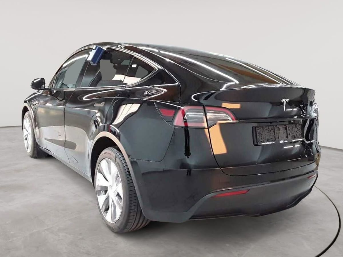 Tesla Model Y Long Range AWD enh. Autopilot foto 5